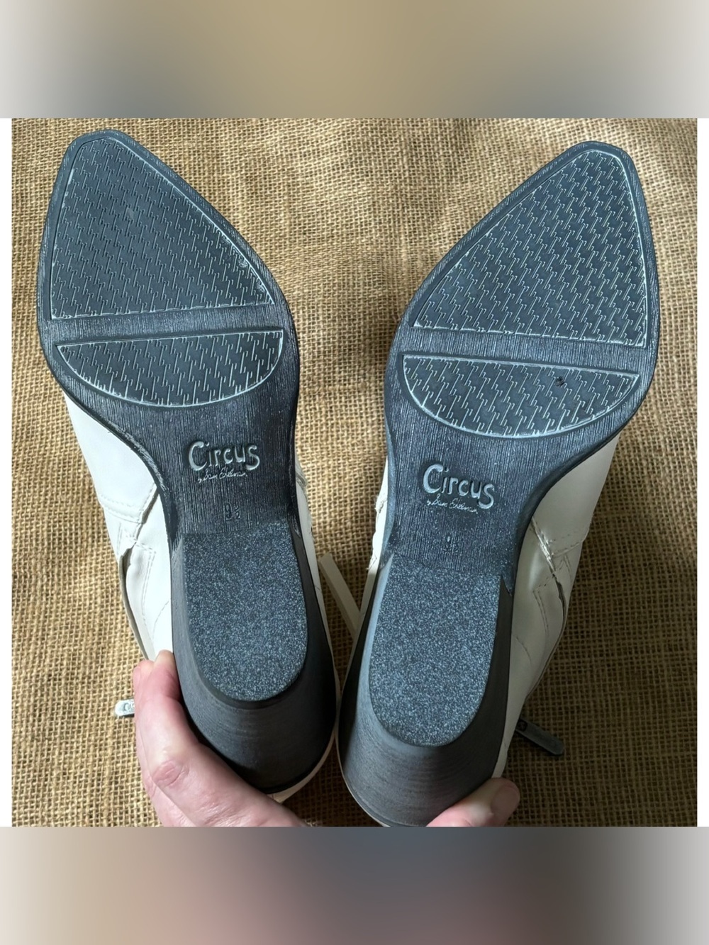 Circus By Sam Edelman Whistler White Fashion Boots Booties Sz 9.5 M Pointed Toe - Picture 10 of 13